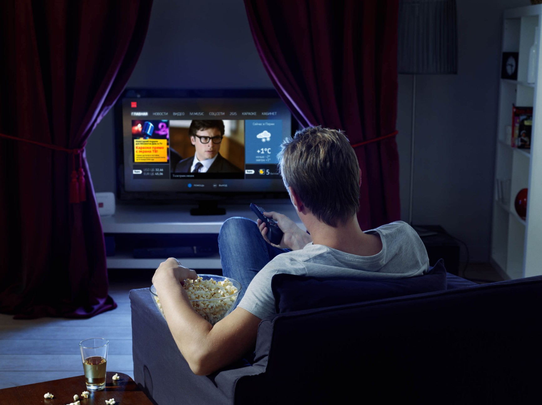 Connecting televisions in the UAE to mobile internet has never been easier and more reliable with our tailored connectivity solutions.